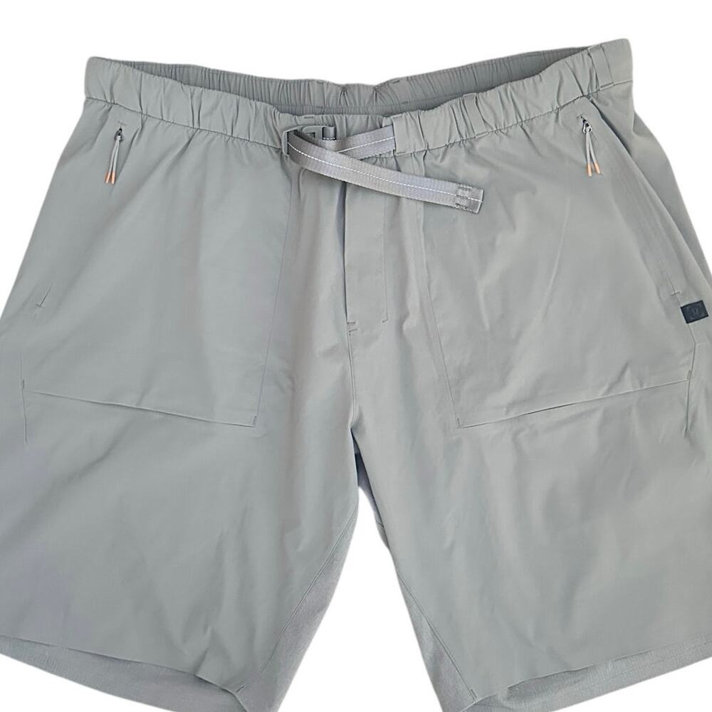 Lululemon The Lab Men XXL Gray Athletic Shorts Stretch Minimalist Technical Gym